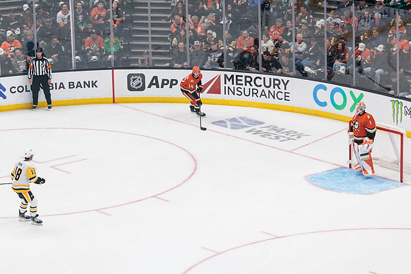 101425_ANAHEIM_DUCKS_577