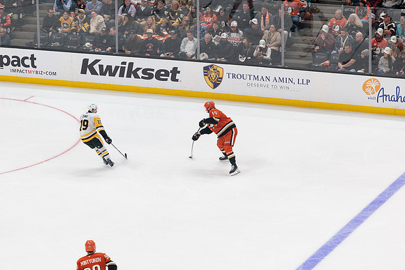 101425_ANAHEIM_DUCKS_598