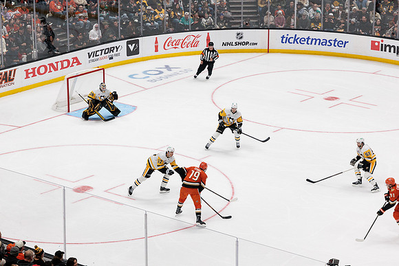 101425_ANAHEIM_DUCKS_626