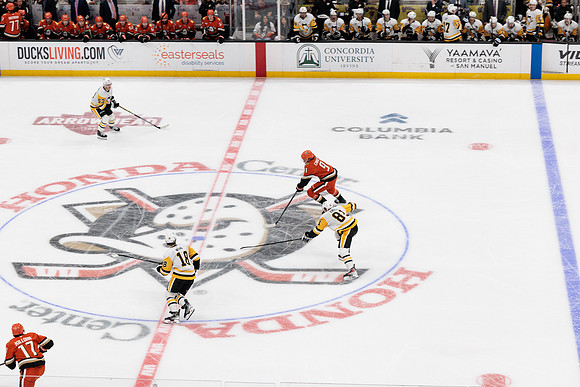 101425_ANAHEIM_DUCKS_635