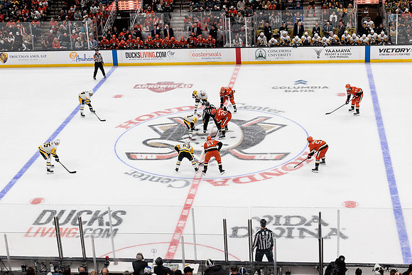 101425_ANAHEIM_DUCKS_658