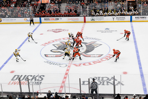 101425_ANAHEIM_DUCKS_661