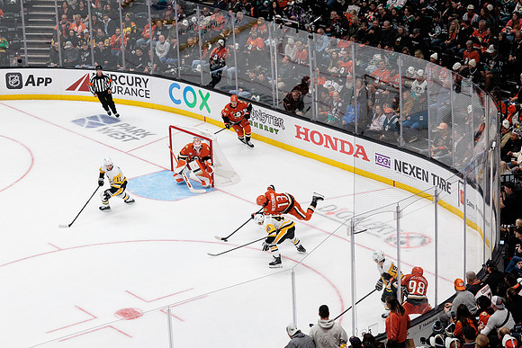 101425_ANAHEIM_DUCKS_677
