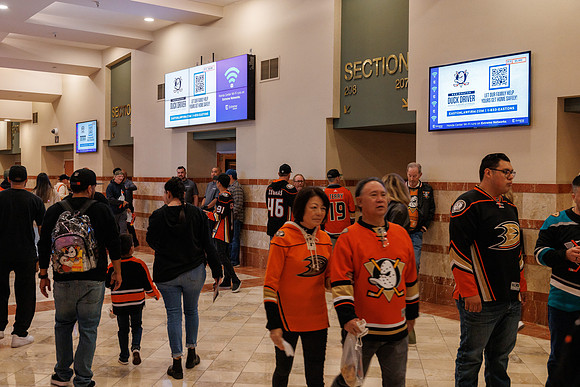 101624_ANAHEIM_DUCKS_0275