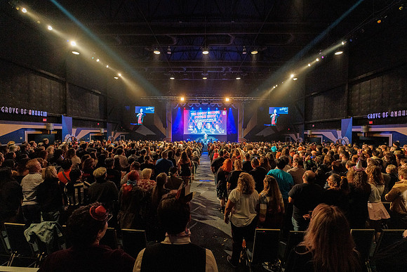 110225_OC_VIBE_0041