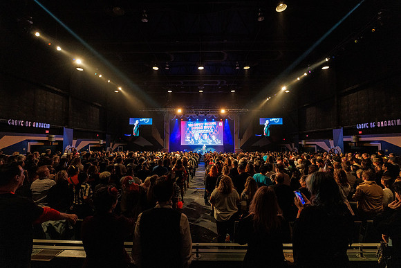 110225_OC_VIBE_0055
