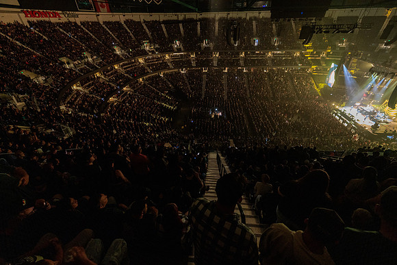 060124_HONDA_CENTER_0865