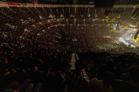 060124_HONDA_CENTER_0870