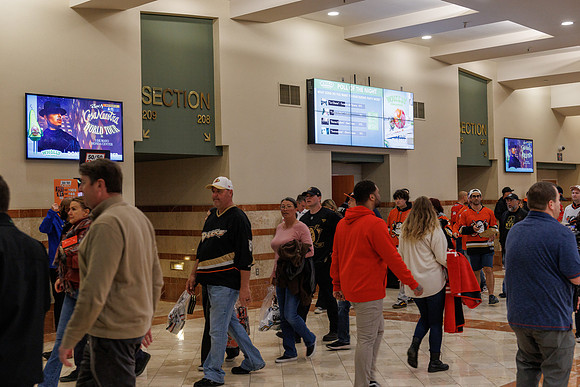 031125_ANAHEIM_DUCKS_0774
