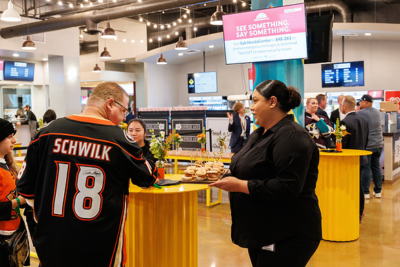 101624_ANAHEIM_DUCKS_0015