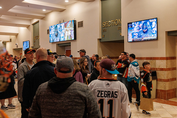 101624_ANAHEIM_DUCKS_0123