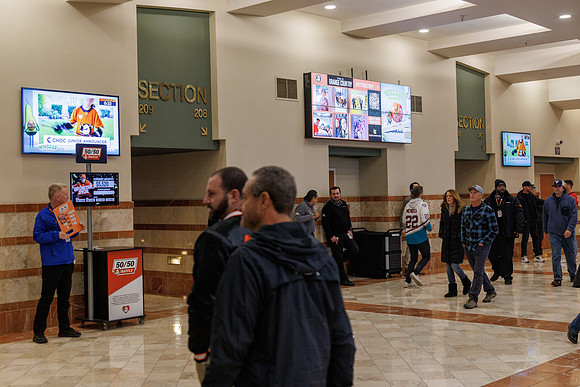031125_ANAHEIM_DUCKS_0831