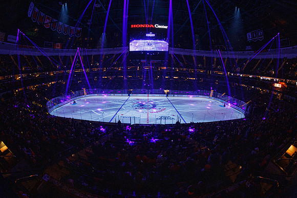 101624_ANAHEIM_DUCKS_0813