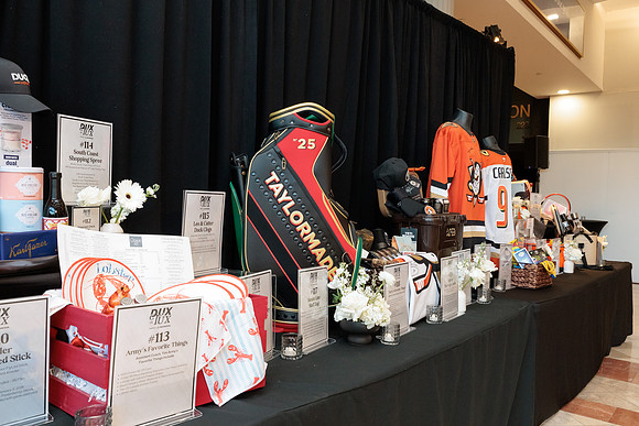 011126_ANAHEIM_DUCKS_013