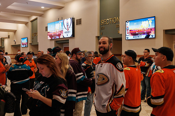 101624_ANAHEIM_DUCKS_0143