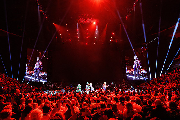 081024_HONDA_CENTER_0004
