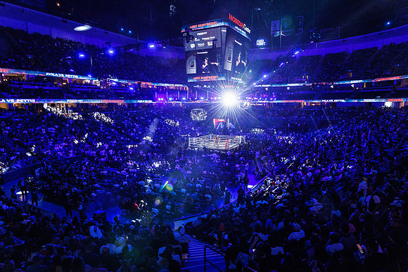 070624_HONDA_CENTER_0143