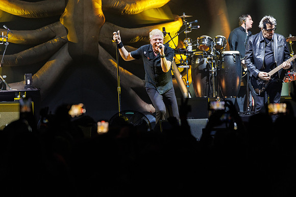 060124_HONDA_CENTER_0132