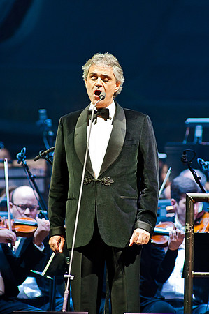 121111_Honda_Center_045