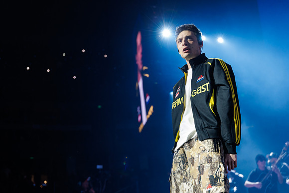 031126_HONDA_CENTER_0041