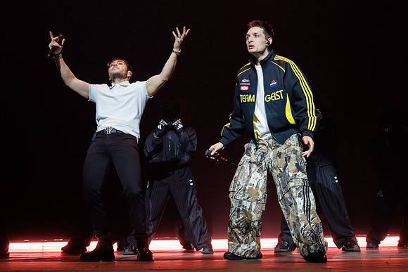 031126_HONDA_CENTER_0059