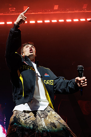 031126_HONDA_CENTER_0093