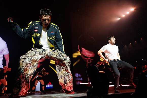 031126_HONDA_CENTER_0099