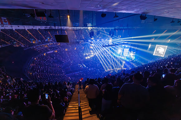031126_HONDA_CENTER_0179