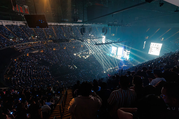 031126_HONDA_CENTER_0206