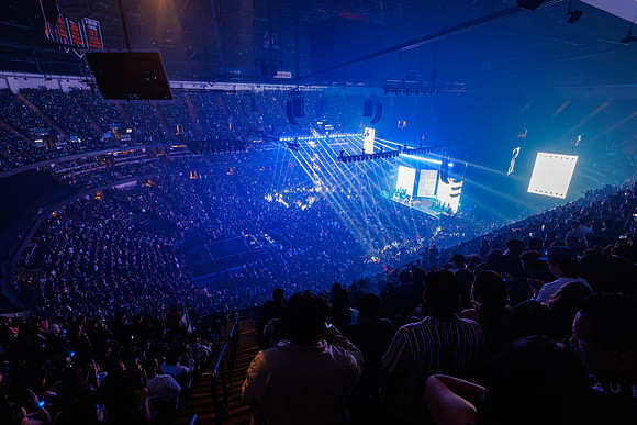 031126_HONDA_CENTER_0207