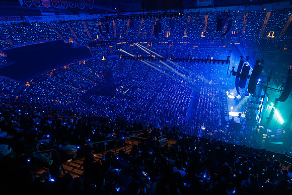 031126_HONDA_CENTER_0210