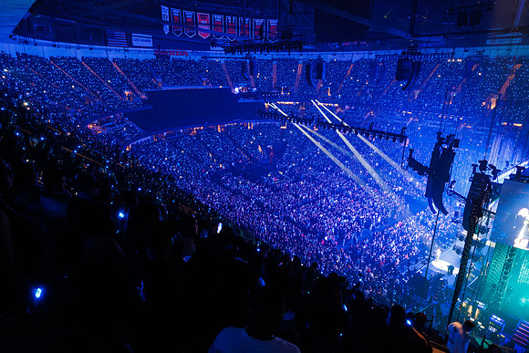031126_HONDA_CENTER_0216