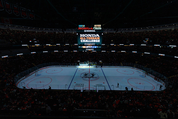 041226_ANAHEIM_DUCKS_0510