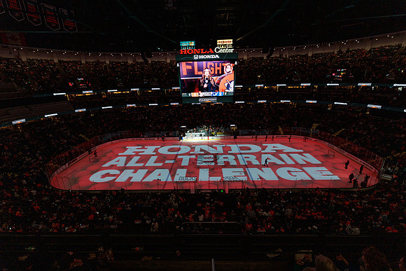 041226_ANAHEIM_DUCKS_0513