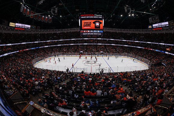 101624_ANAHEIM_DUCKS_1145