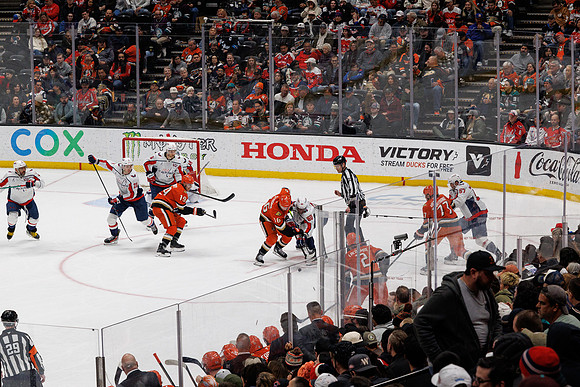 031125_ANAHEIM_DUCKS_1318