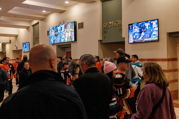101624_ANAHEIM_DUCKS_0122
