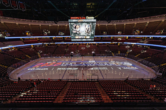 051026_ANAHEIM_DUCKS_006