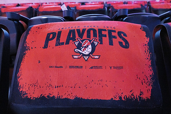 051026_ANAHEIM_DUCKS_009