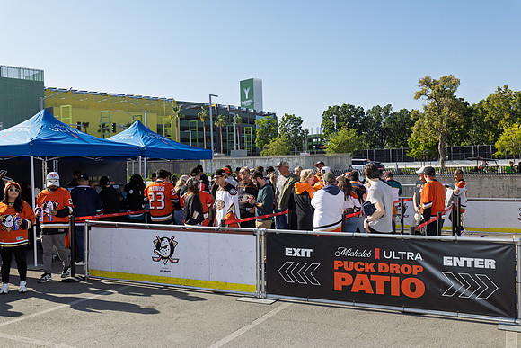 051026_ANAHEIM_DUCKS_028