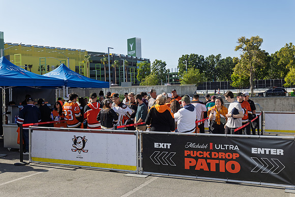 051026_ANAHEIM_DUCKS_027