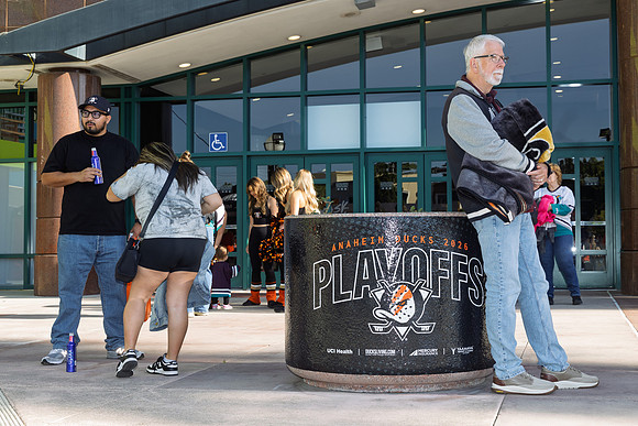 051026_ANAHEIM_DUCKS_055