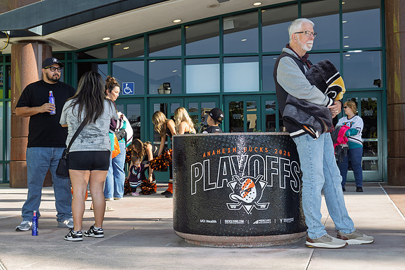051026_ANAHEIM_DUCKS_056