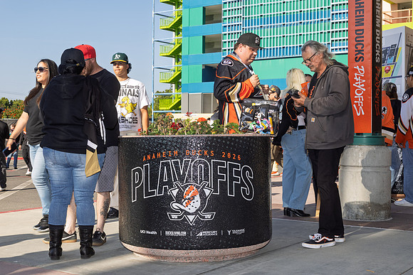 051026_ANAHEIM_DUCKS_062