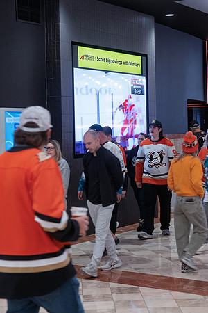 051026_ANAHEIM_DUCKS_204