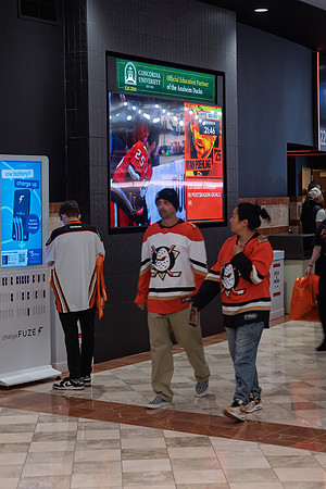 051026_ANAHEIM_DUCKS_256