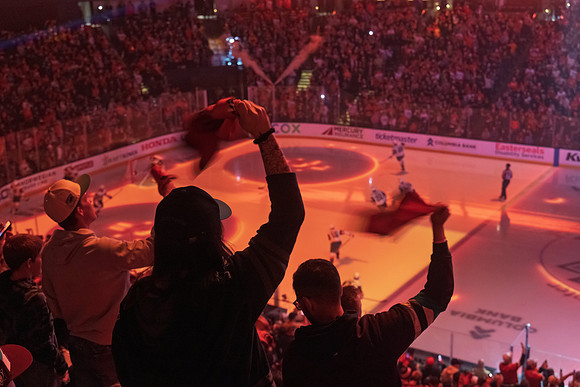 051026_ANAHEIM_DUCKS_308