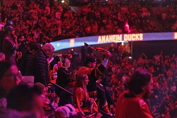051026_ANAHEIM_DUCKS_312