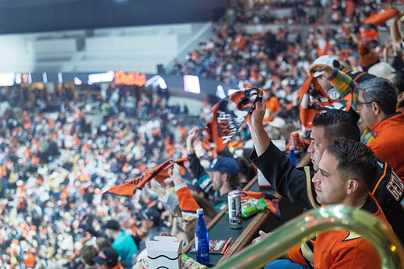 051026_ANAHEIM_DUCKS_328