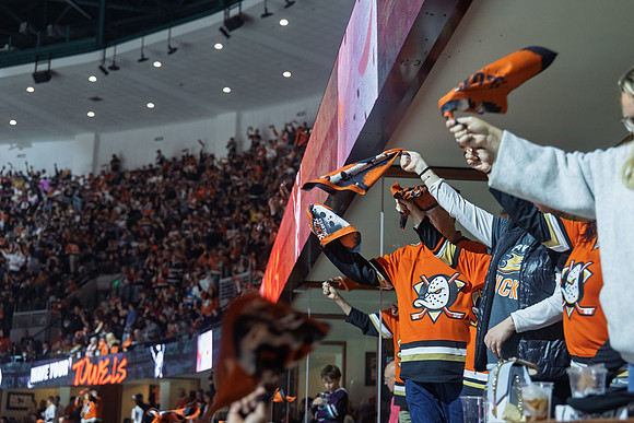 051026_ANAHEIM_DUCKS_334